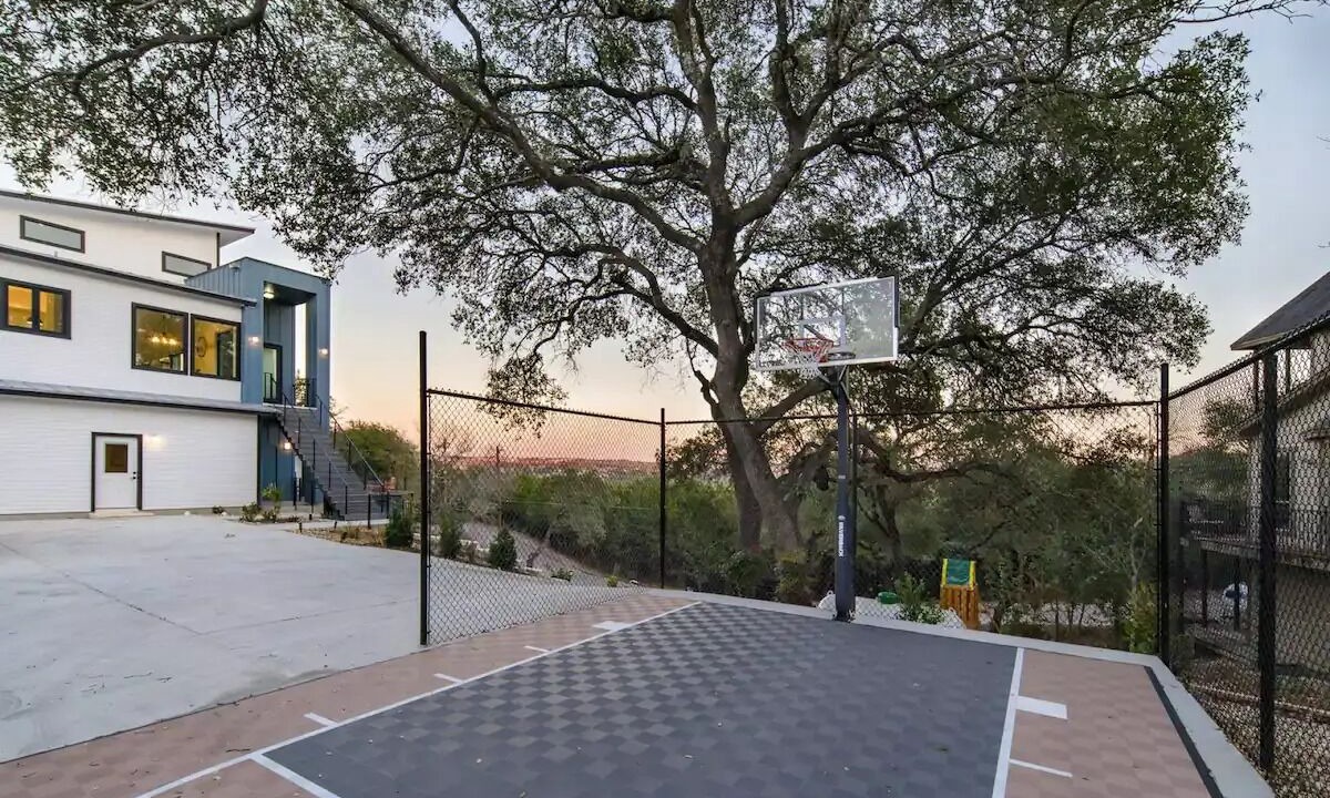 Photo of Others in Apache Shores