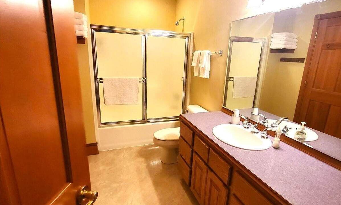 Photo of Bathroom in Lake Stevens