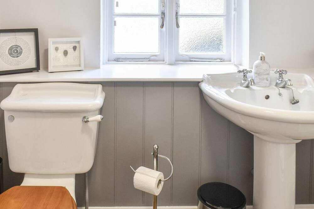 Photo of Others in Ebernoe