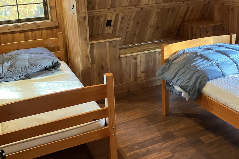 Photo of Bedroom in Keokuk