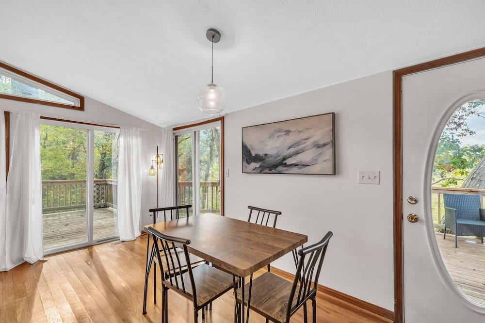 Photo of Kitchen in Fishers Hill