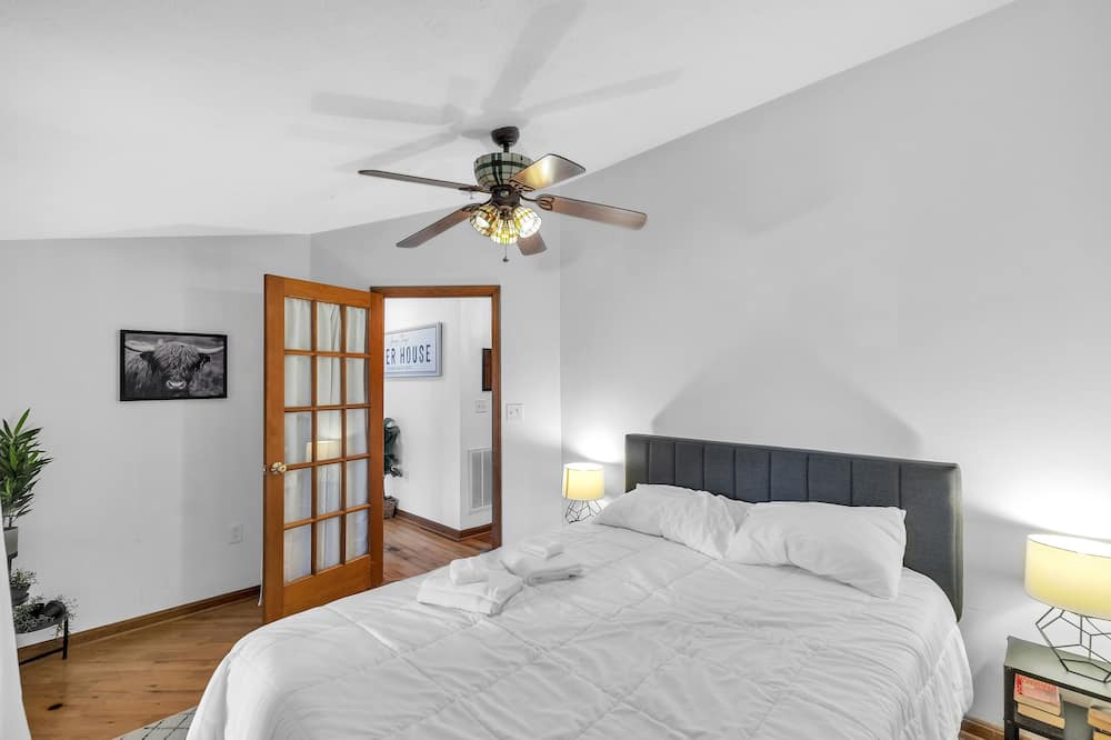 Photo of Bedroom in Fishers Hill