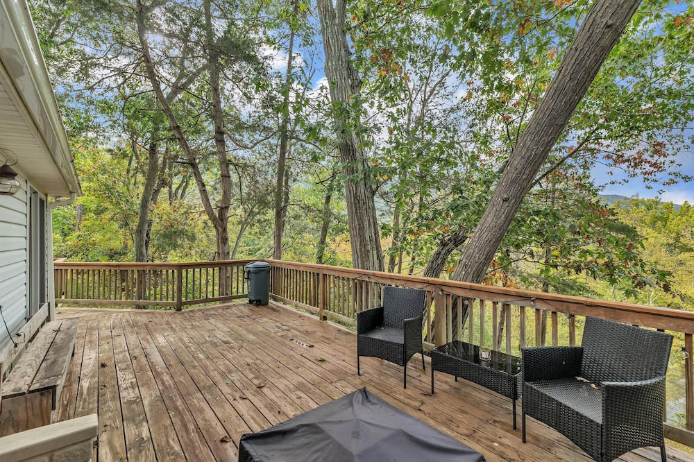 Photo of Patio Balcony in Fishers Hill