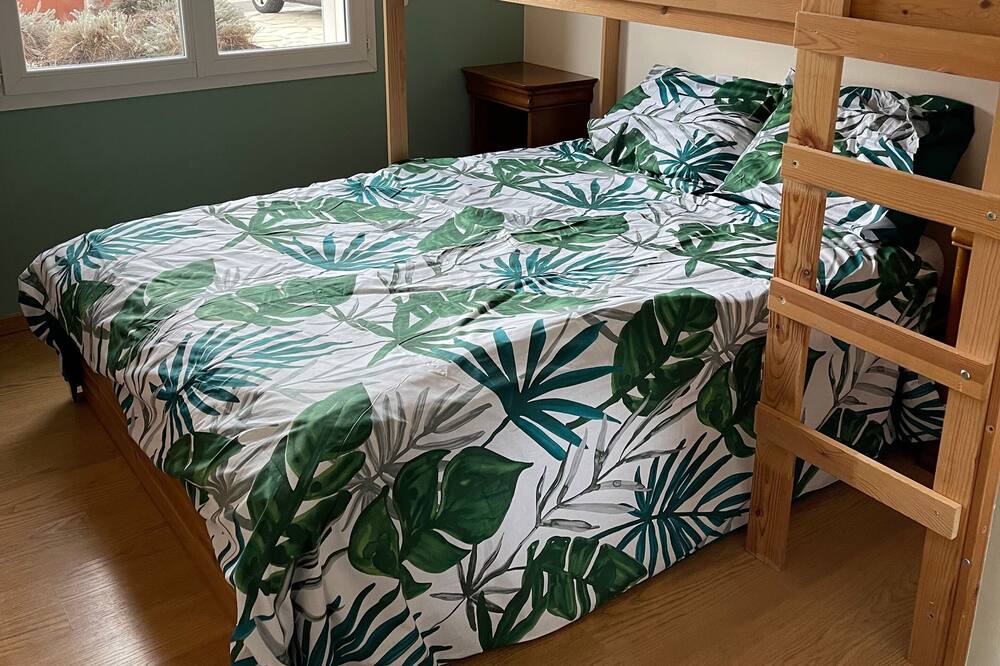 Photo of Bedroom in Cessenon-sur-Orb