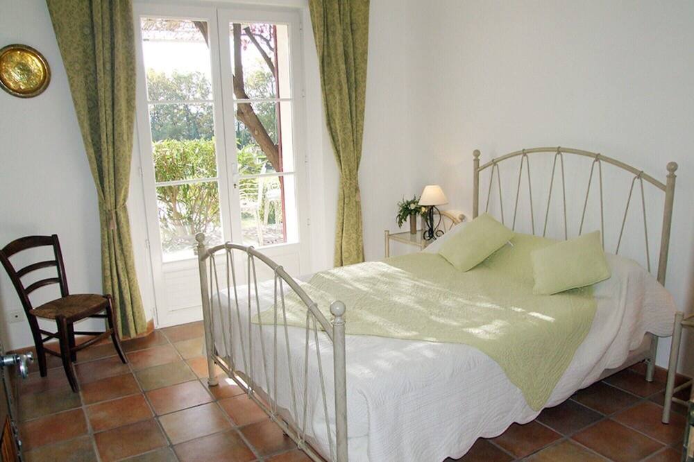 Photo of Bedroom in Pierrerue
