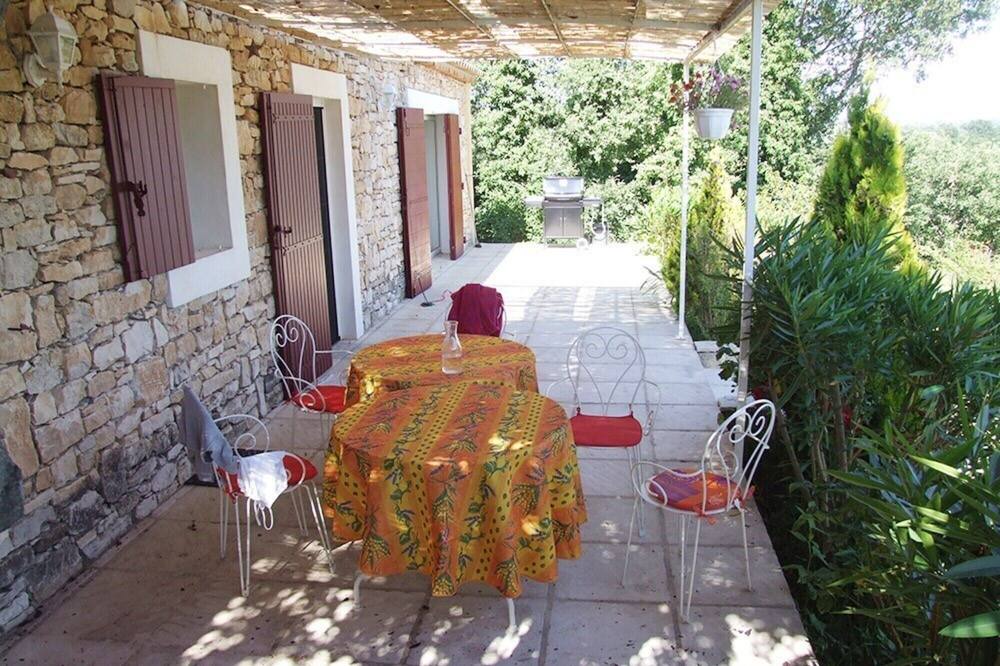 Photo of Patio Balcony in Pierrerue