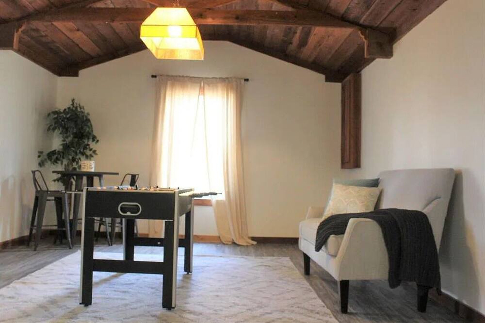 Photo of Livingroom in Brookshire