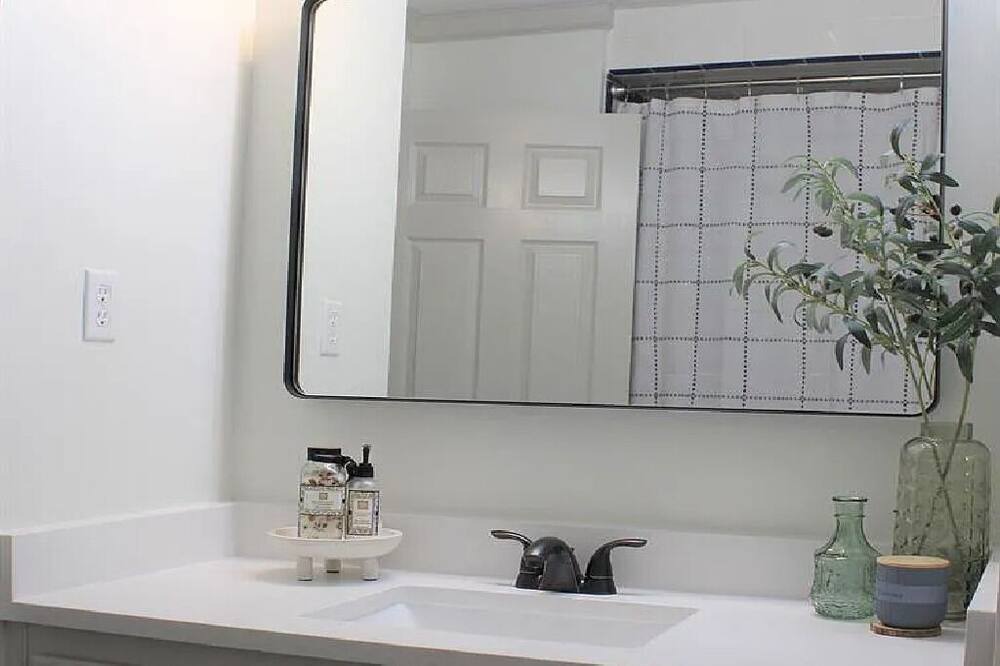 Photo of Bedroom in Brookshire