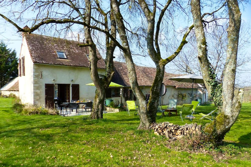 Photo of Outdoor in Concremiers
