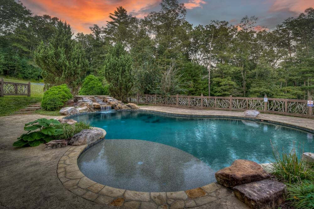 Photo of Outdoor in Blue Ridge
