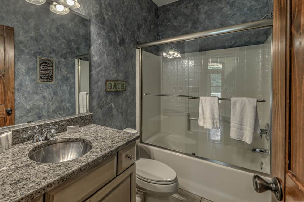 Photo of Bathroom in Blue Ridge