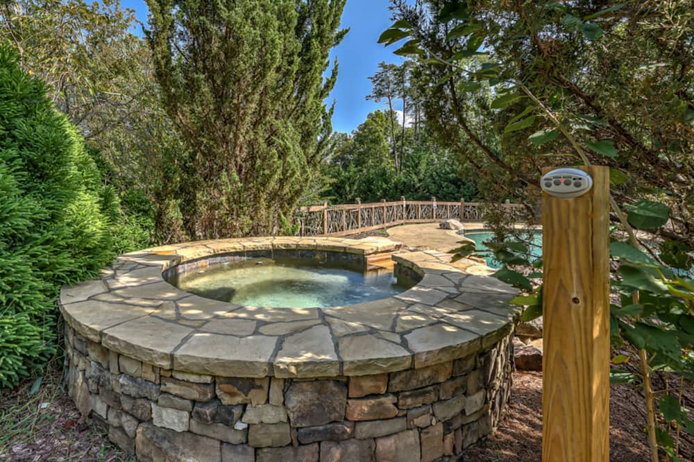 Photo of Outdoor in Blue Ridge