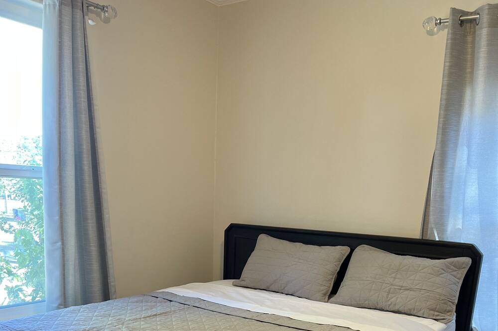 Photo of Bedroom in Fort Smith