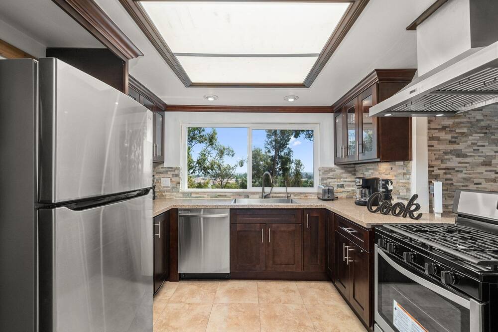 Photo of Kitchen in Montebello