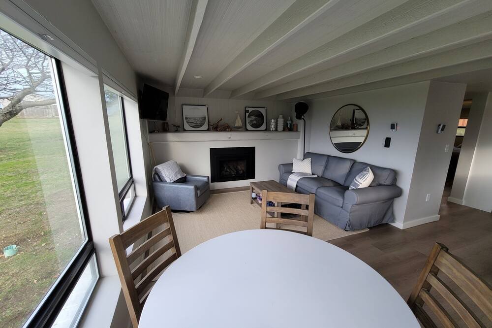 Photo of Outdoor in Oak Harbor
