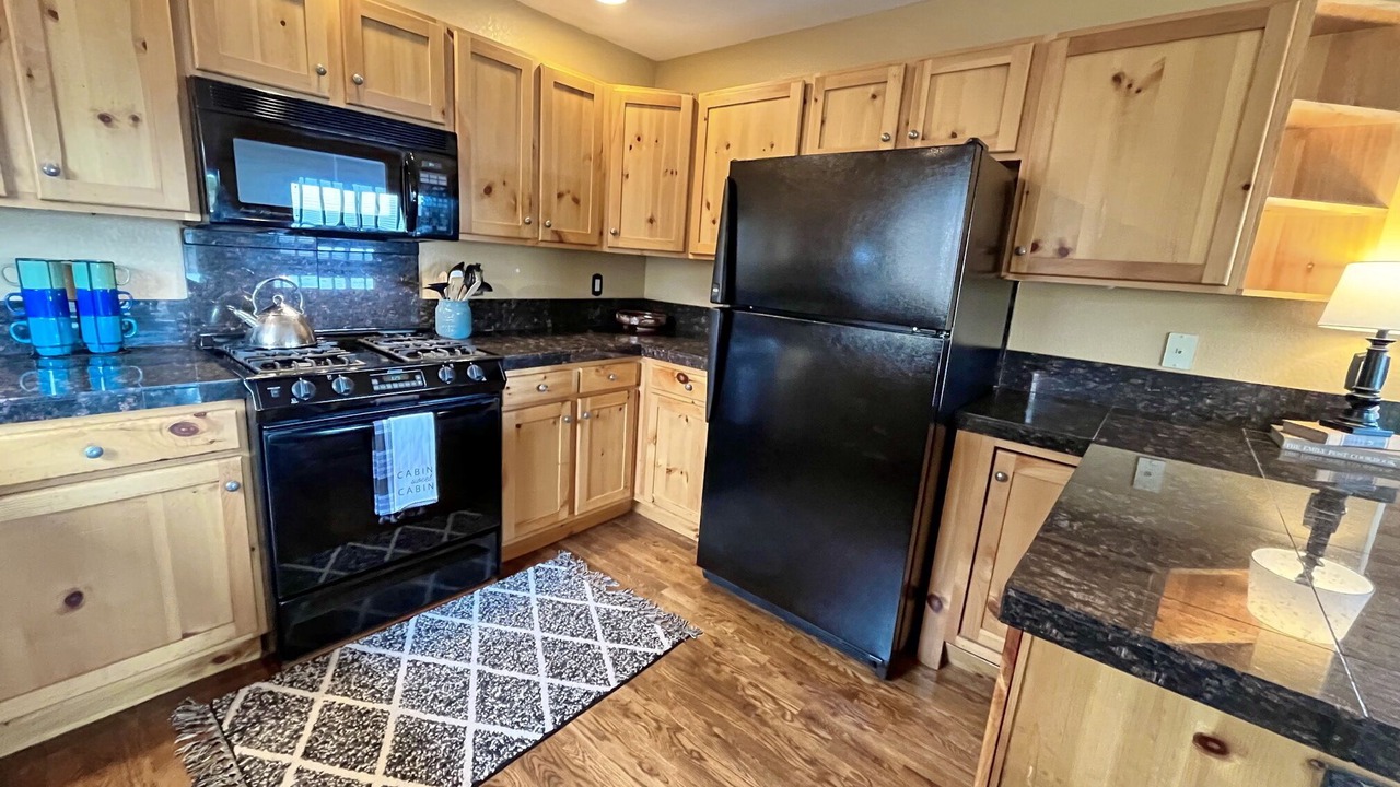 Photo of Kitchen in Drake