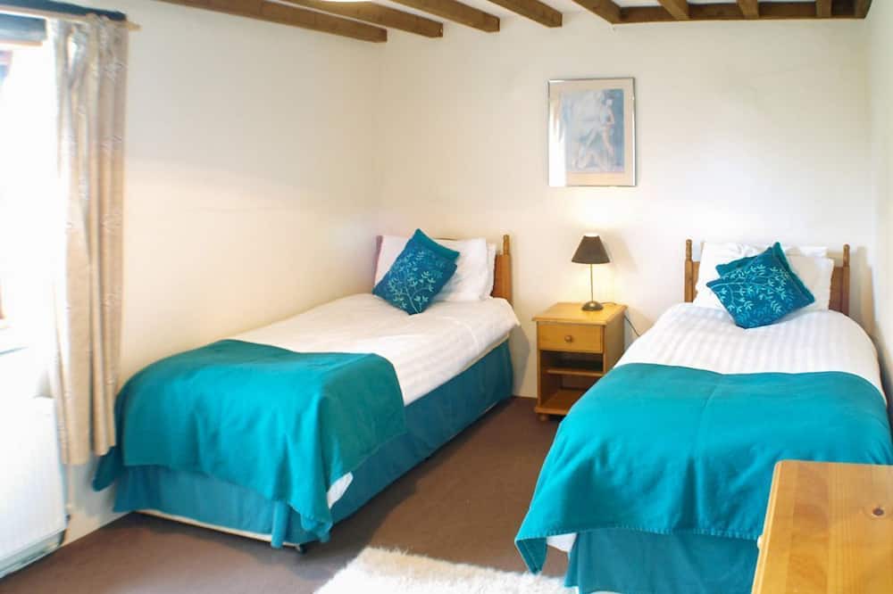 Photo of Bedroom in Pelynt