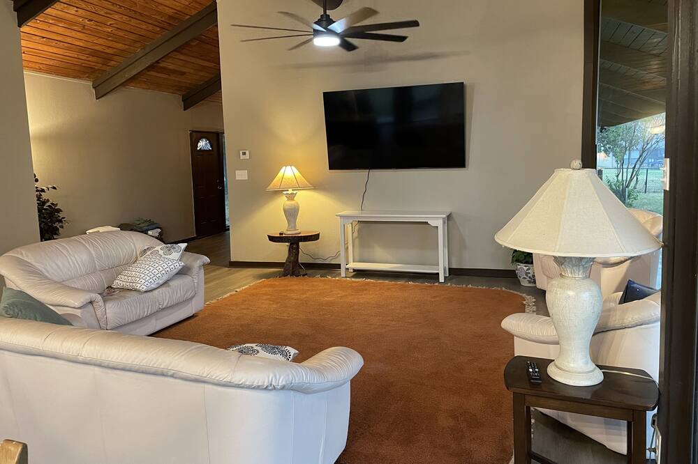 Photo of Bedroom in Bryan