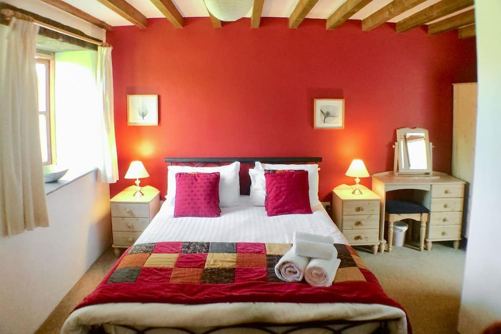 Photo of Bedroom in Pelynt