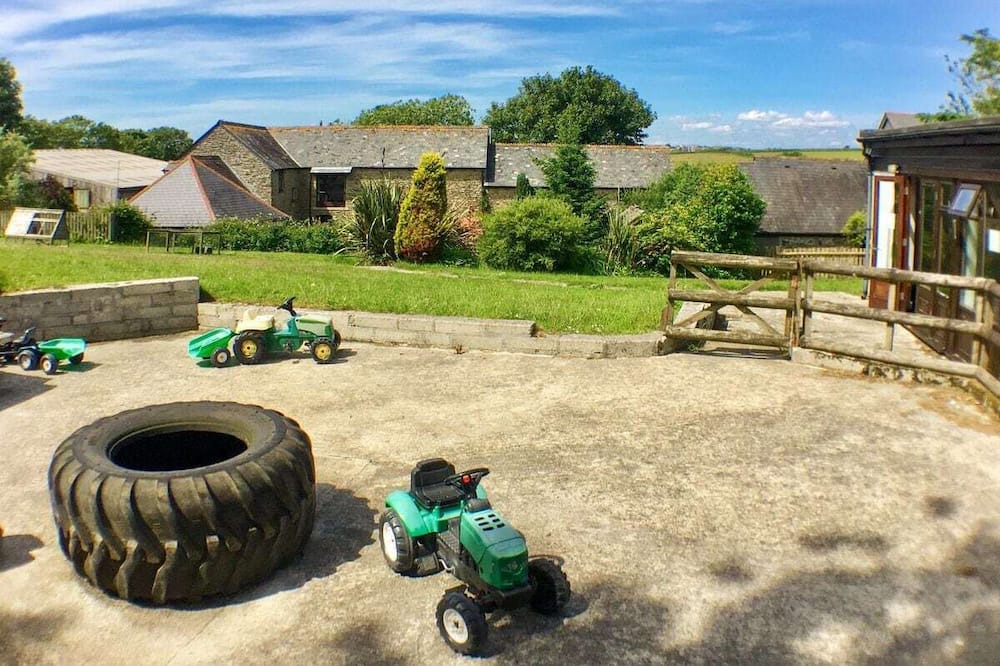 Photo of Outdoor in Pelynt