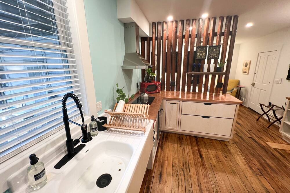 Photo of Bedroom in Thomas