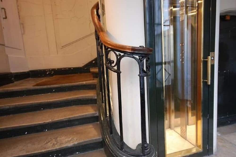 Photo of Others in 6th Arrondissement