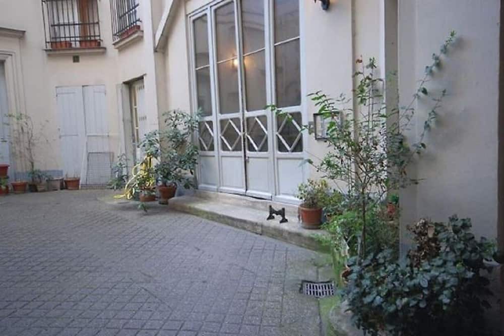 Photo of Outdoor in 6th Arrondissement