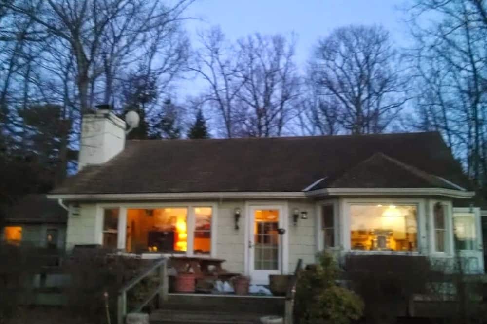 Photo of Outdoor in Milford
