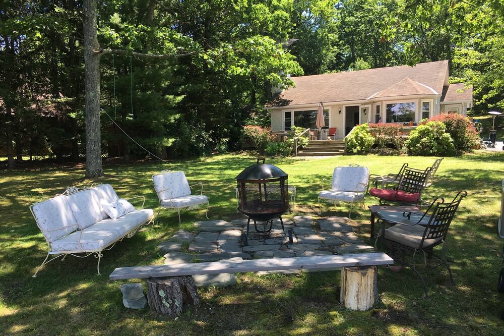 Photo of Outdoor in Milford
