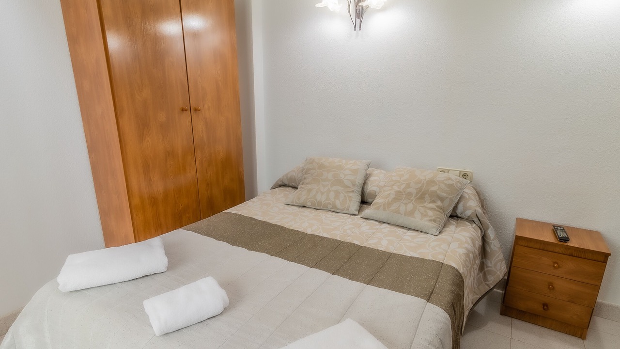 Photo of Bedroom in Villalonquejar