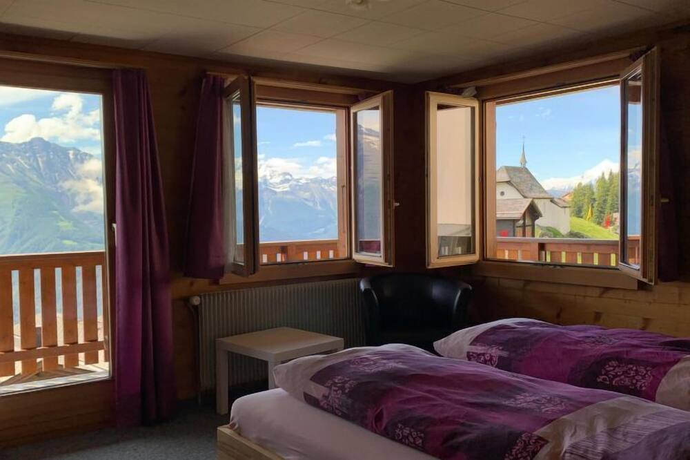 Photo of Bedroom in Bettmeralp