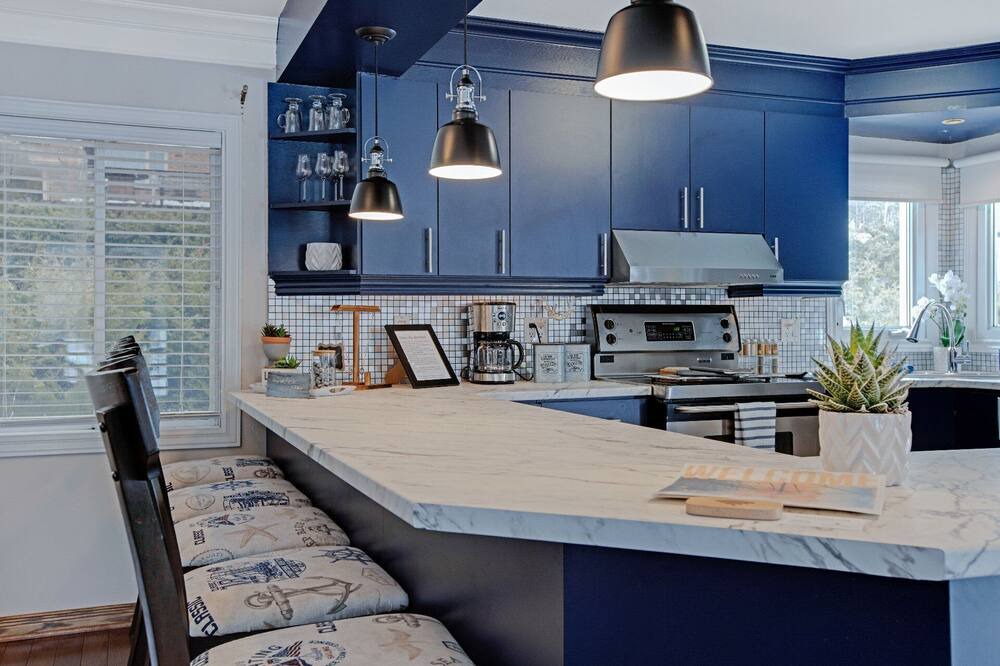 Photo of Kitchen in Val-des-Monts
