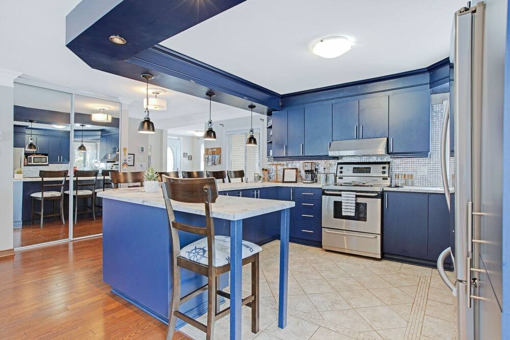 Photo of Kitchen in Val-des-Monts
