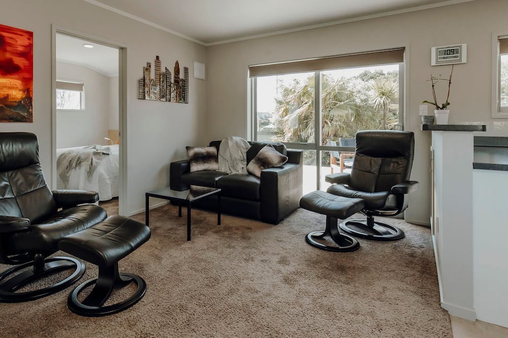 Photo of Others in Oakura