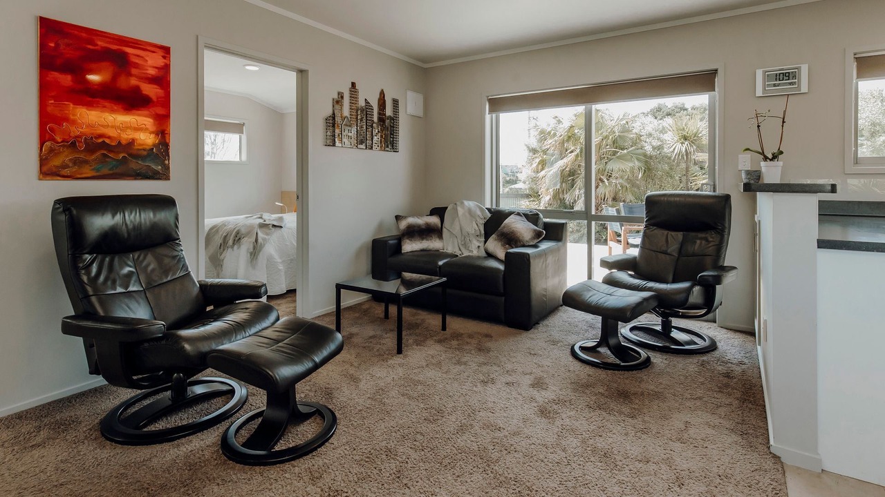 Photo of Others in Oakura