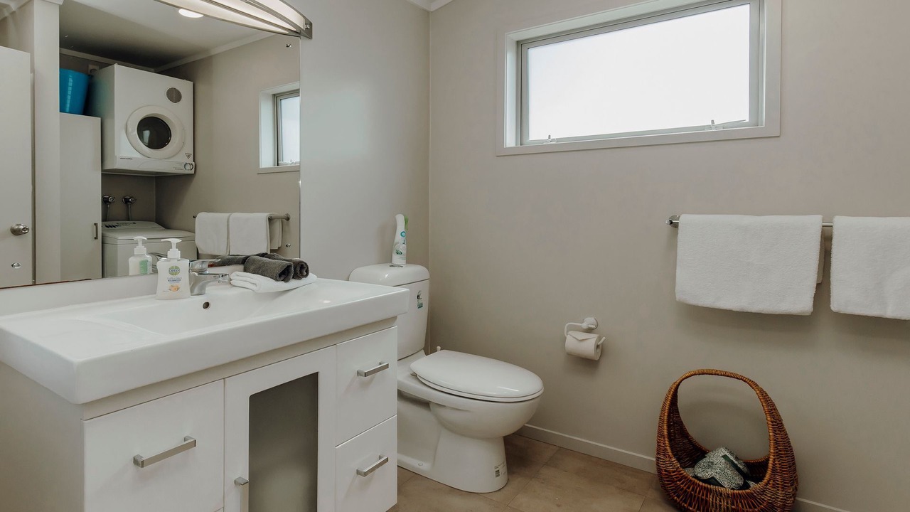 Photo of Others in Oakura