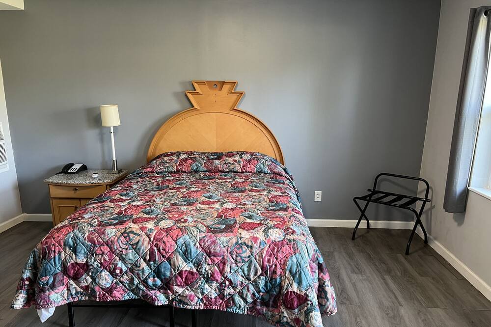 Photo of Bedroom in Bridgman