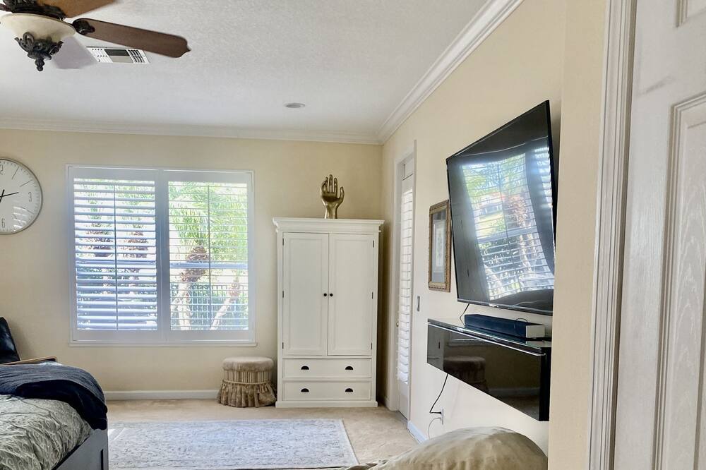 Photo of Bedroom in Metro West