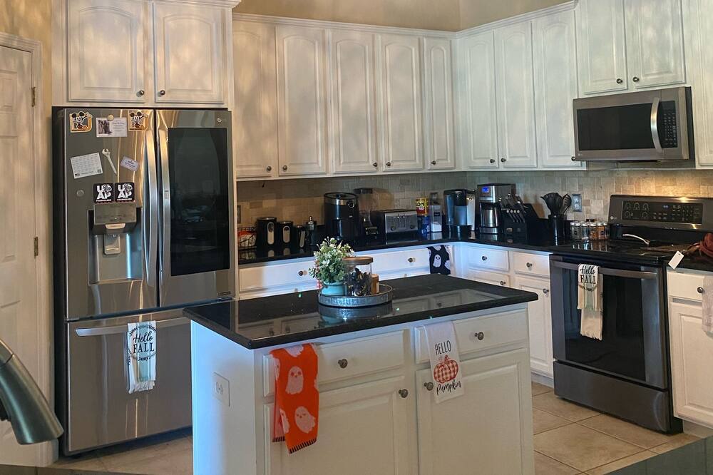 Photo of Kitchen in Metro West