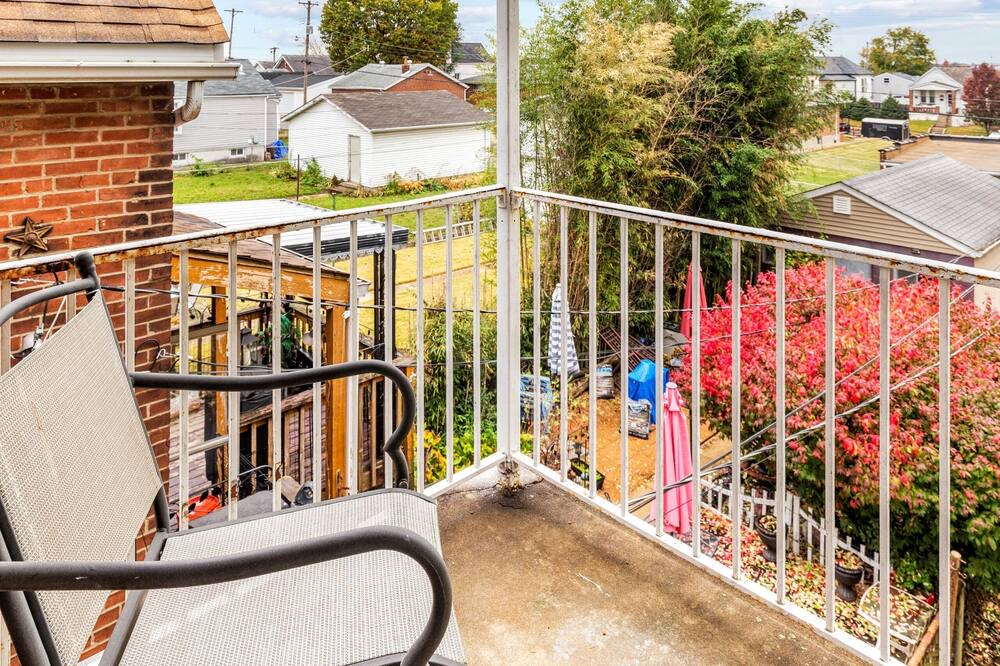 Photo of Patio Balcony in Southwest Garden