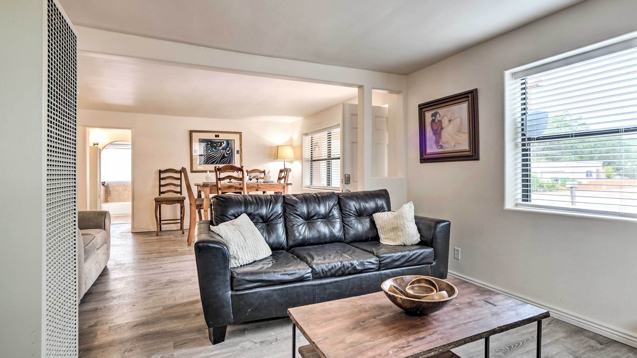 Photo of Livingroom in Alamedan Valley