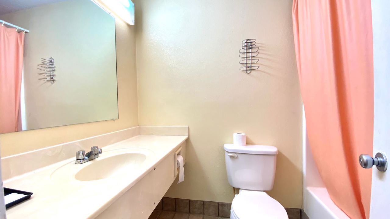 Photo of Bathroom in Sweetwater