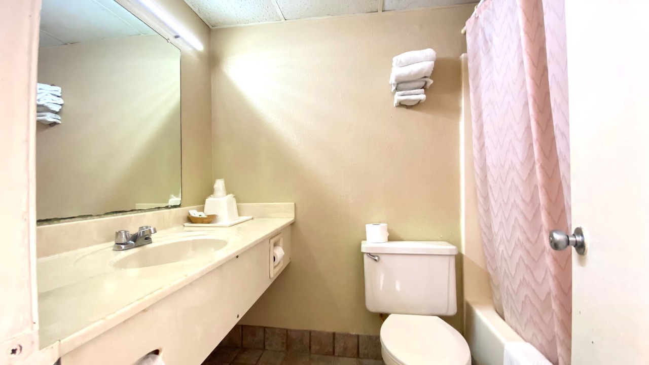 Photo of Bathroom in Sweetwater