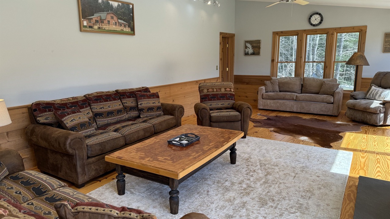 Photo of Livingroom in Davenport