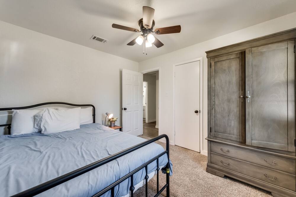 Photo of Bedroom in Rockwall