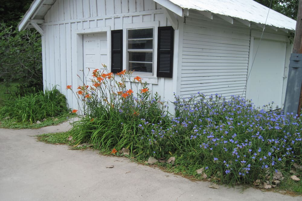 Photo of Outdoor in Merigold