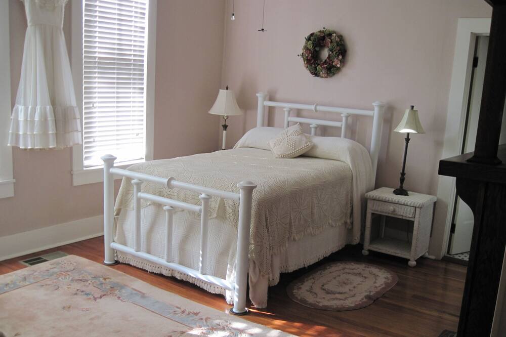 Photo of Bedroom in Merigold