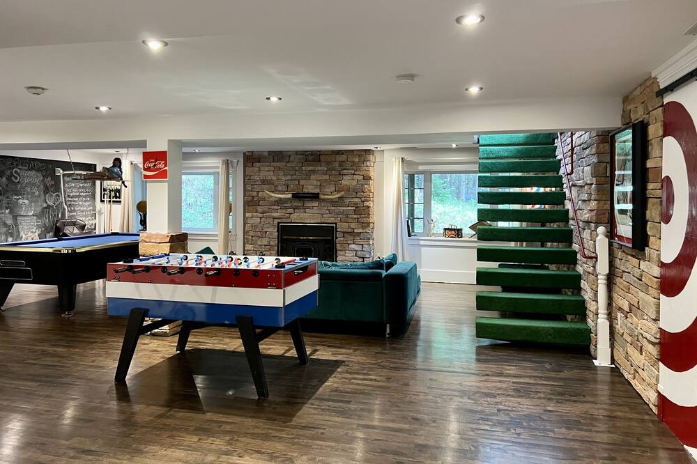 Photo of Livingroom in Sainte-Ann-des-Lacs