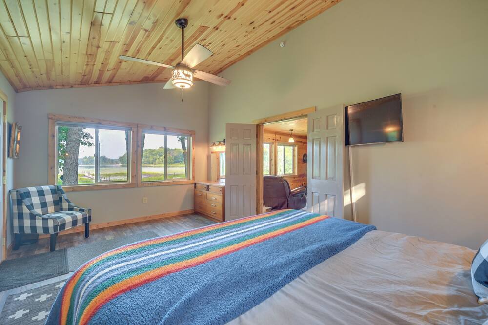Photo of Bedroom in Webster