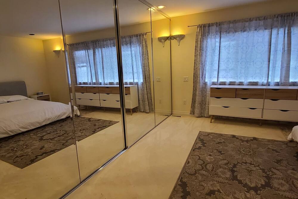 Photo of Bedroom in Hamilton